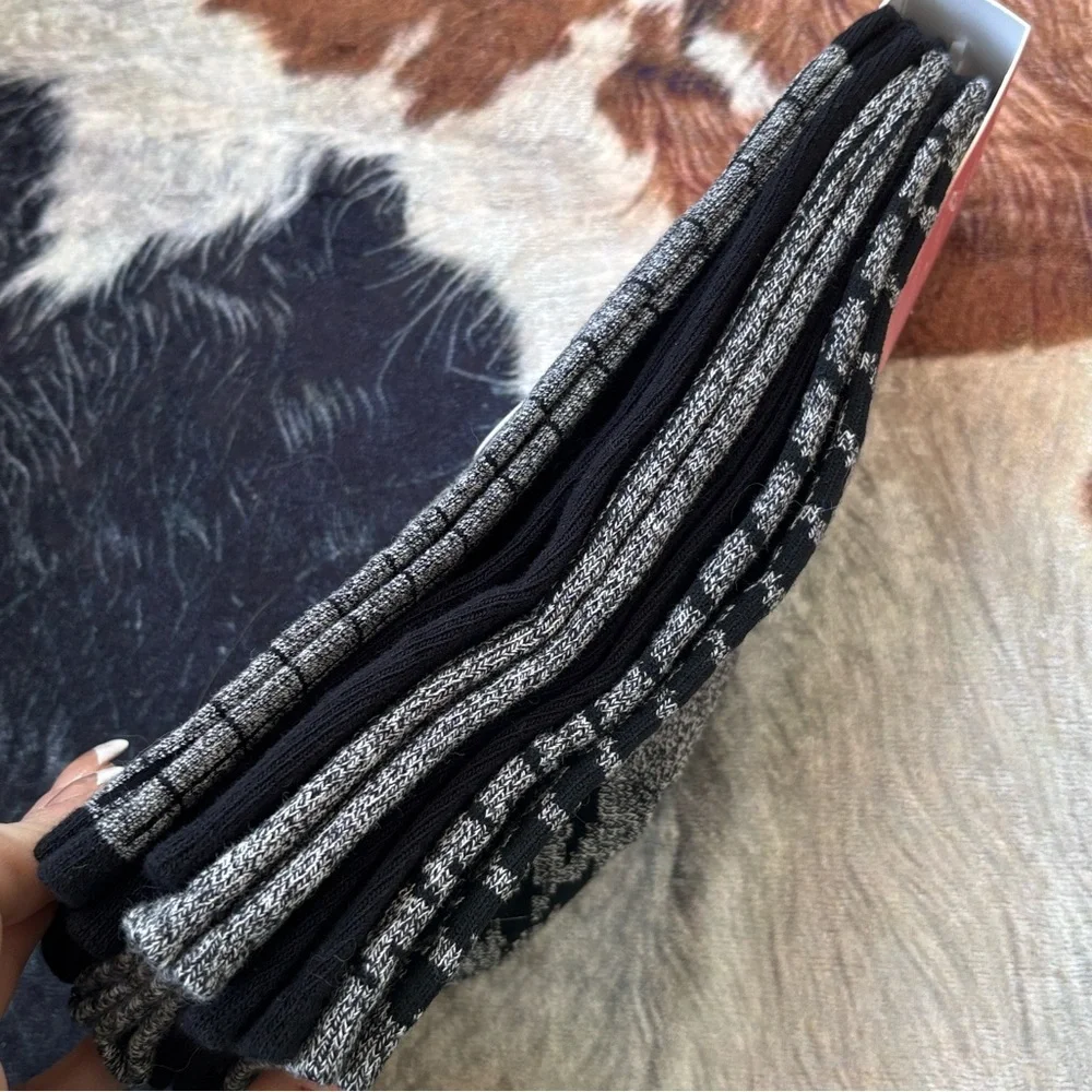 Brand New Sam and Libby 5-Pack Black & Gray Cotten Blend Anklets Comfort Cuff